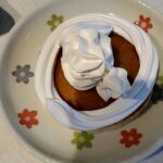 【自宅で簡単】生クリームパンケーキを楽しむの巻。【手抜き・コスパ】
