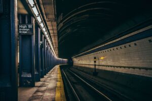 『バッタリ知人と会った時にイヤホン外す間、なんなんだろう。笑』真夜中の独り言 #465