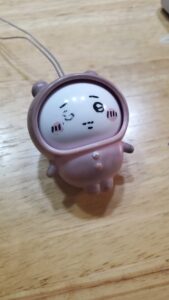 『ストラップにちいかわ。ひどい事になってたw』真夜中の独り言 #377
